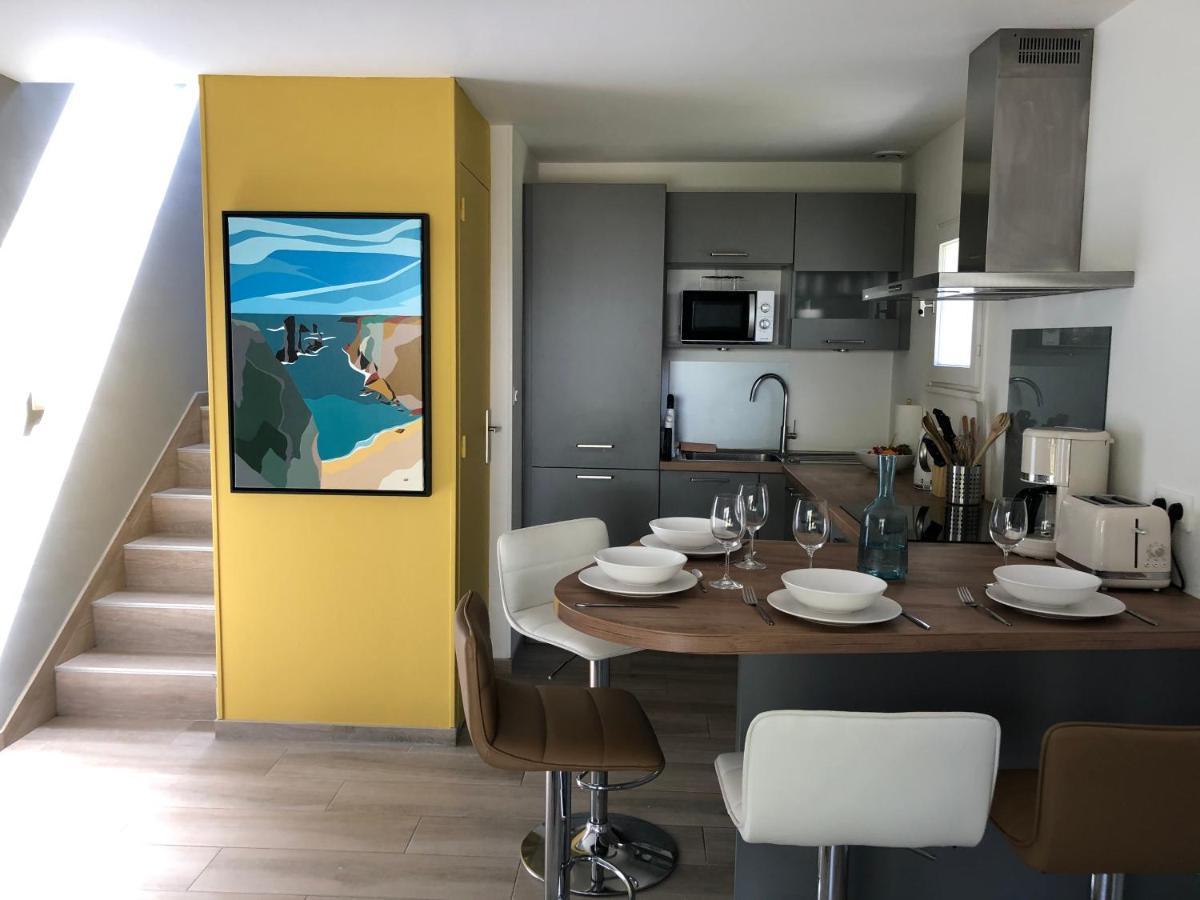 Appartement Renove En Duplex A Proximite Du Centre Le Palais Kültér fotó